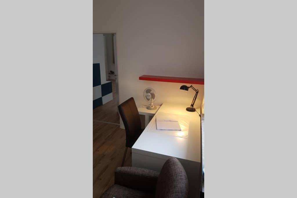 Appartement Vanille, Ferienwohnung Mit Eigenem Eingang, Wie Ein Kleines Haus Bad Salzuflen Buitenkant foto