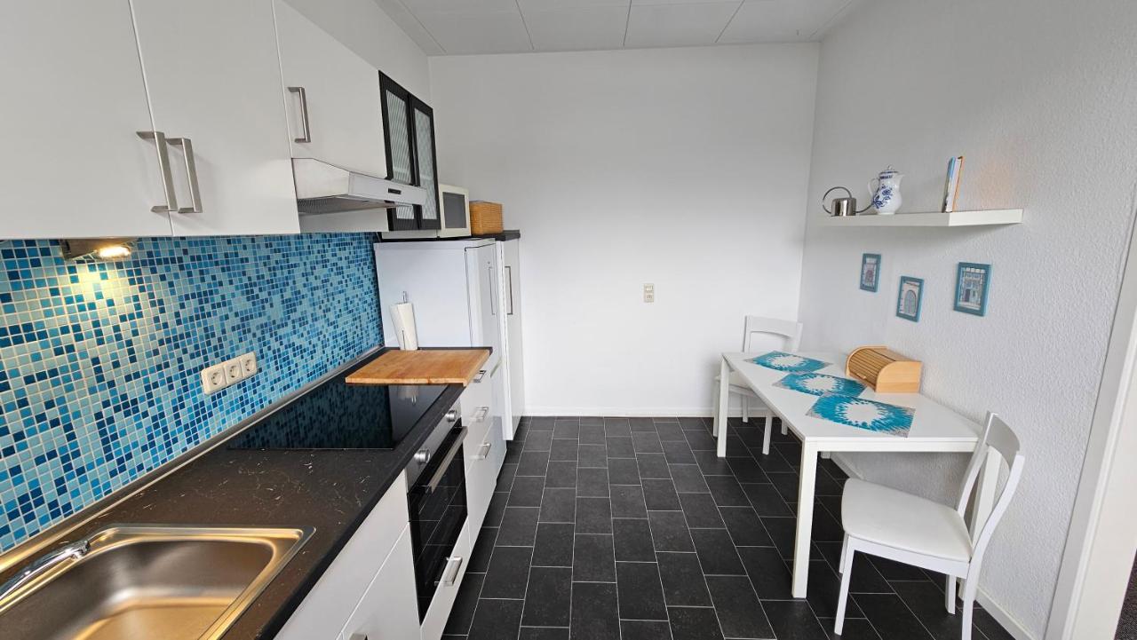 Appartement Vanille, Ferienwohnung Mit Eigenem Eingang, Wie Ein Kleines Haus Bad Salzuflen Buitenkant foto
