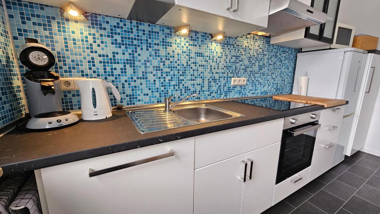 Appartement Vanille, Ferienwohnung Mit Eigenem Eingang, Wie Ein Kleines Haus Bad Salzuflen Buitenkant foto